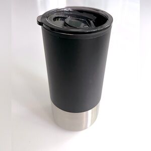 Insulated Tumbler wz Lid Coffee cup Water Bottle black nWOT 16 oz